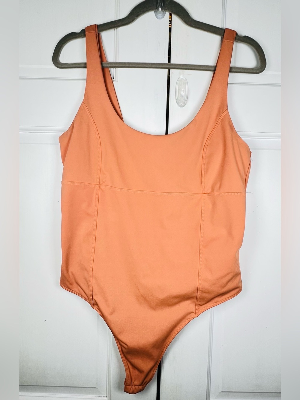 Forever 21 Bodysuit Orange/Salmon Colon Excellent condition Size XL - Picture 1 of 4